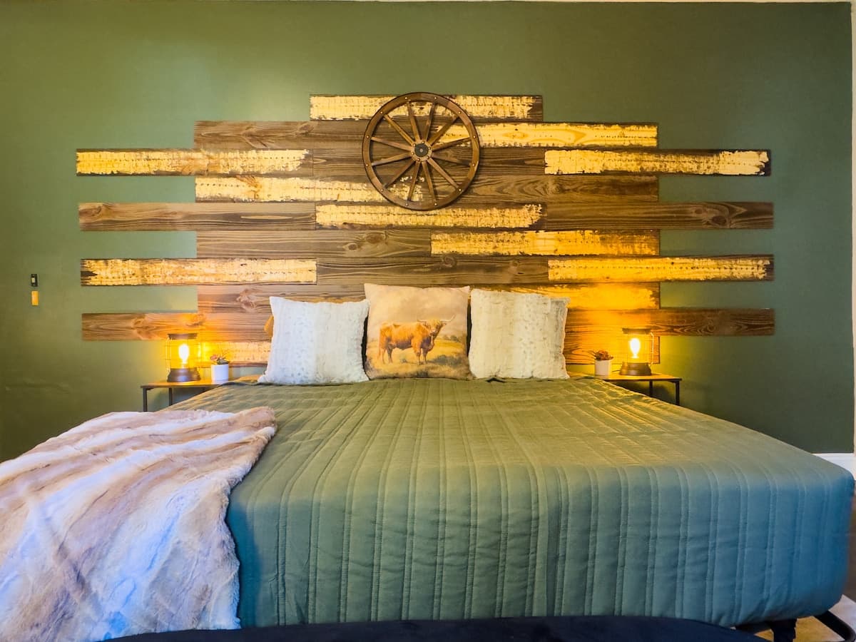 4-bedroom furnished rental in Perry