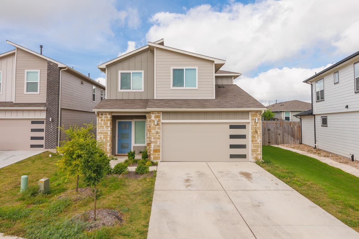 4-bedroom furnished rental in San Marcos