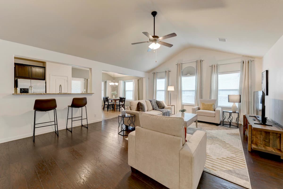 3-bedroom furnished rental in Cedar Park