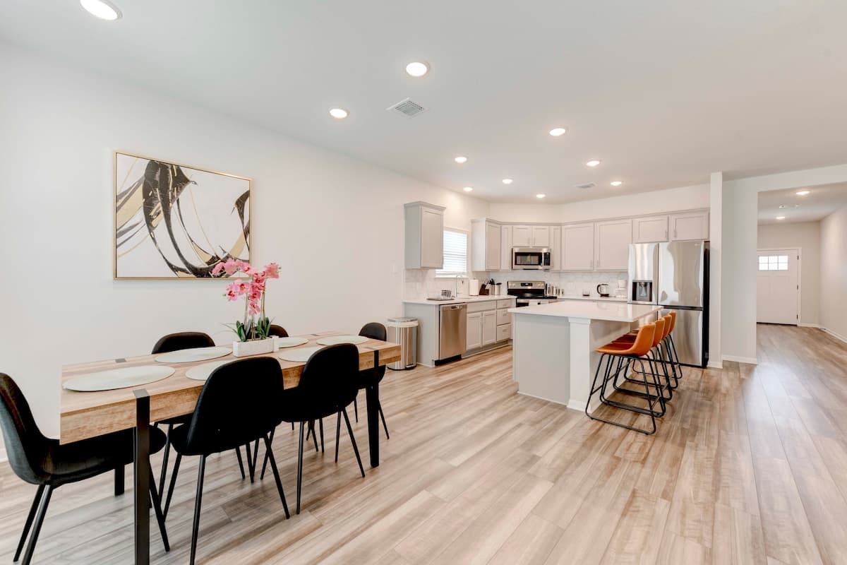 4-bedroom furnished rental in Temple