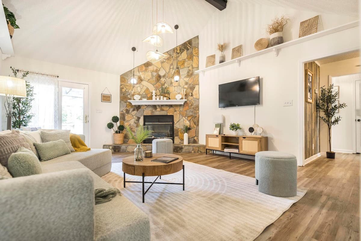 3-bedroom furnished rental in Warner Robins