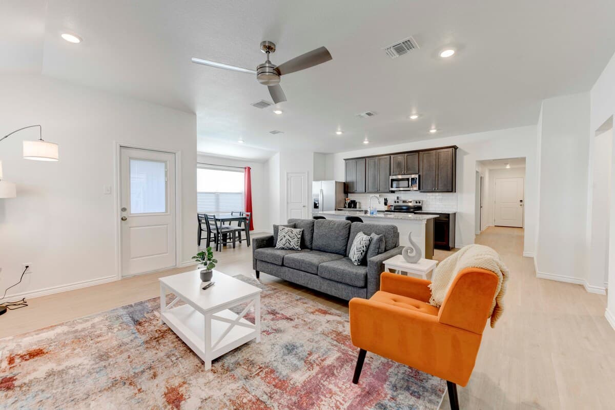 4-bedroom furnished rental in Jarrell