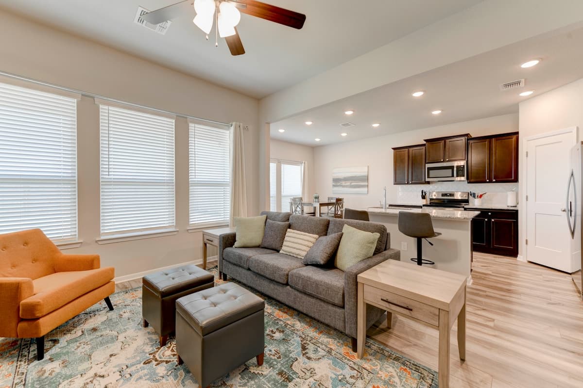 4-bedroom furnished rental in Temple