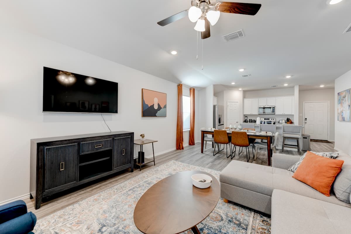 4-bedroom furnished rental in Temple