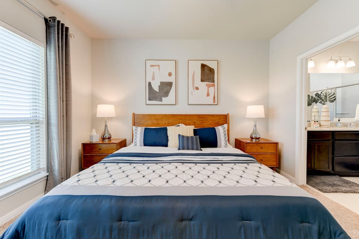 A furnished home Monthly Rental Bee offers to construction crews
